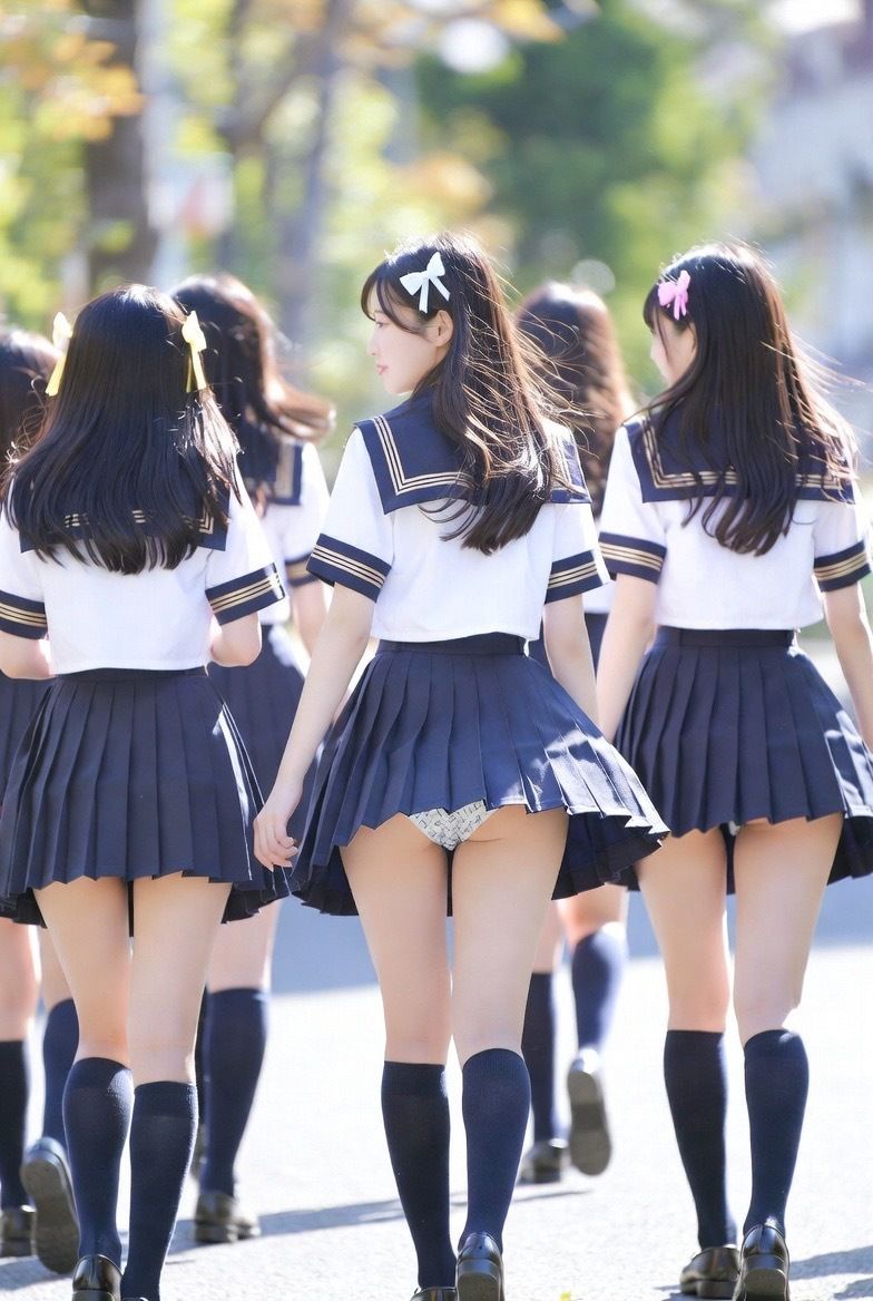 jk おしりパンチラ｜ちょいエロ サンプル画像 9