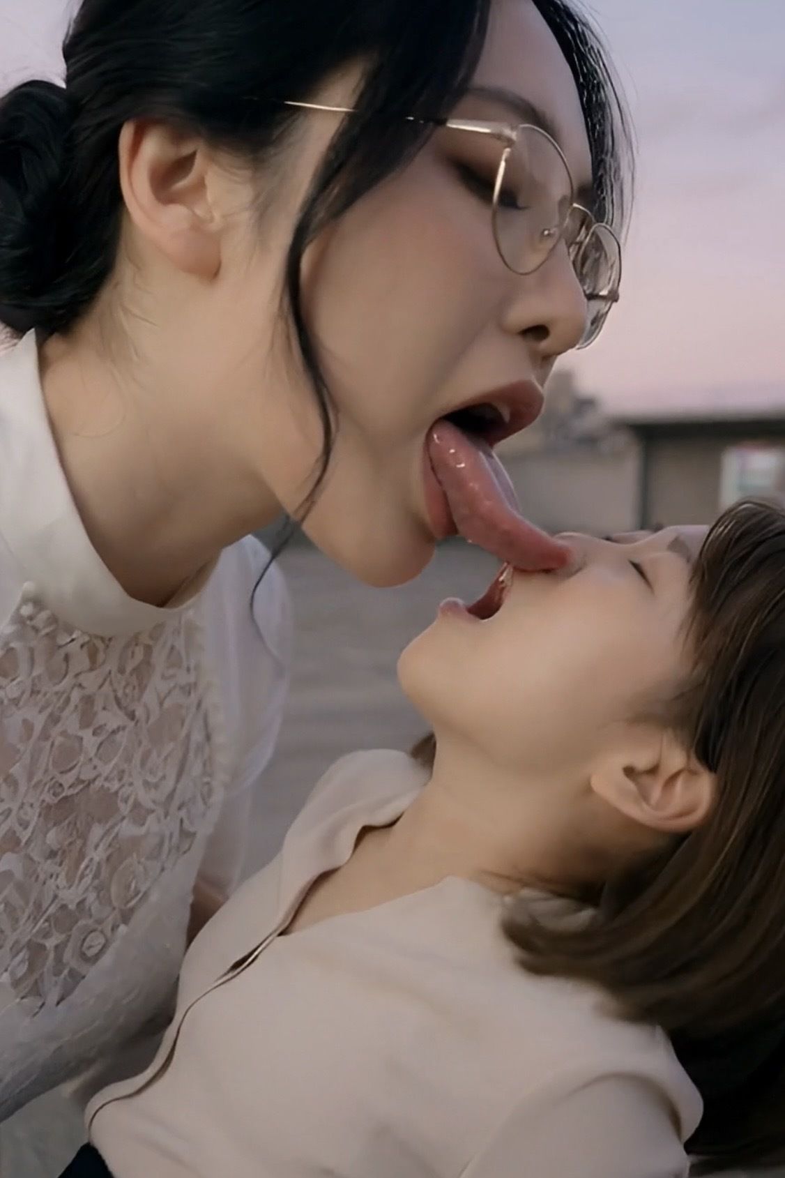 【舌フェチ特化】巨女の濃厚ベロキス〜小さなあなたを舐め尽くす〜｜変態おんなラボ サンプル画像 2
