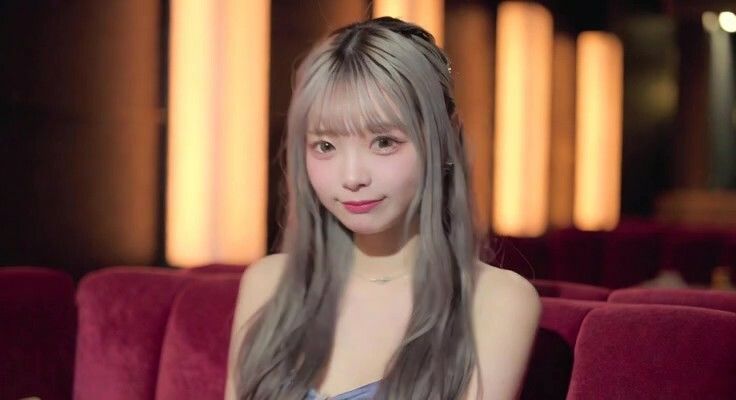 【キャバ嬢33人】いきなり服を脱いでガニ股腰振り変態ダンス【周りも唖然！！】｜ちょっとエッチな妄想AI劇場 サンプル画像 7