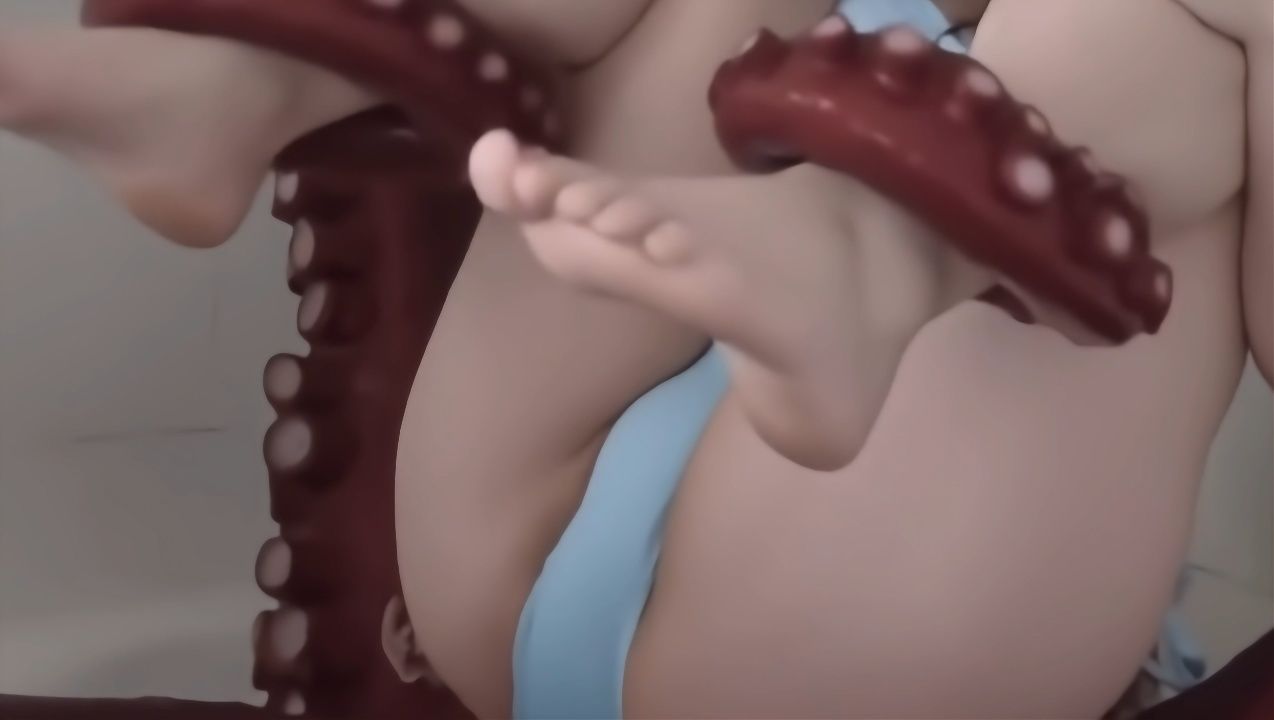 巨大触手VS巨乳グラドル Part2｜世界欲求追及機構 サンプル画像 3